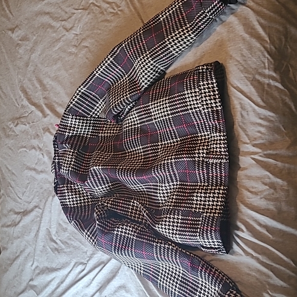 Jacket - Picture 4 of 4